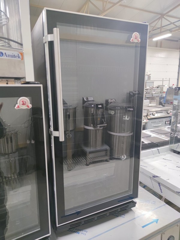 Vitrina za pice – profesionalni frizider sa staklenim vratima Italy Line PINSC-110U staklena vrata za pice