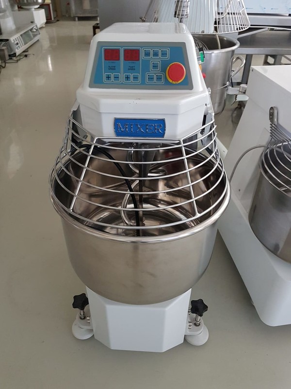 Spiralni mikser za testo 12,5 kg brasna Italy Line